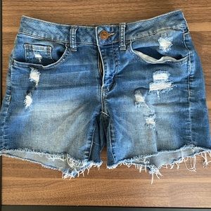 Stretch Destroyed Denim